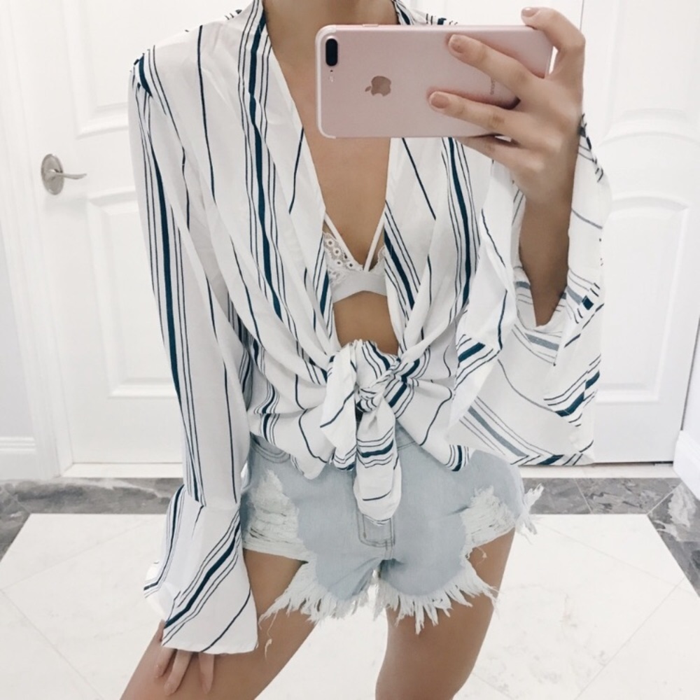 Tie Front Bell Sleeve Top